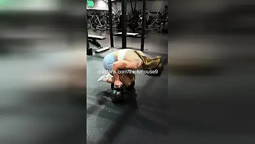 18yo Accidental Pussy Flash On TikTok Live