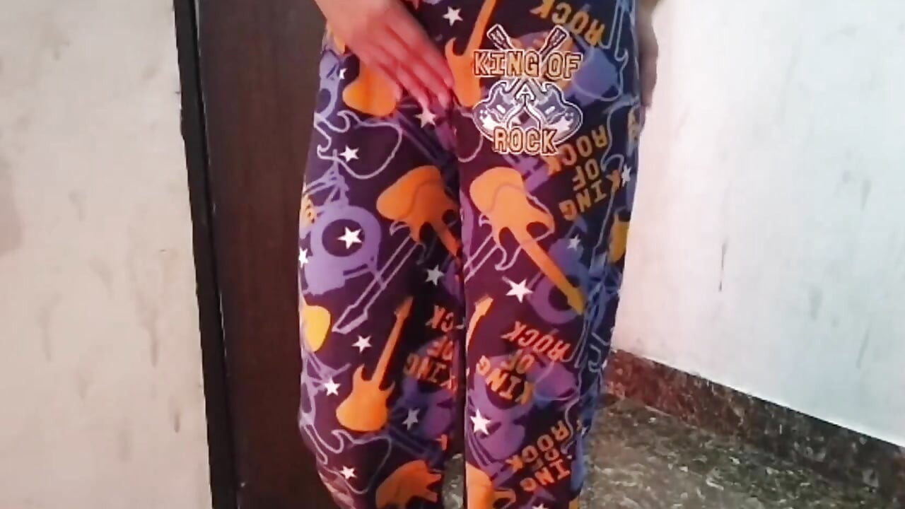 Desi Hot Girl Ko Paise Dekar Jabar Dasti Pel
