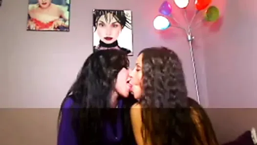 Janessa Brazil and Dawn Avril Webcam lesbian show