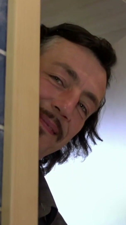 Chef fickt seine Angestellte im Office | Clip 1