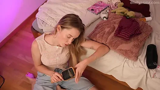 Teman sekamar kampusmu yang baru terangsang - asmr