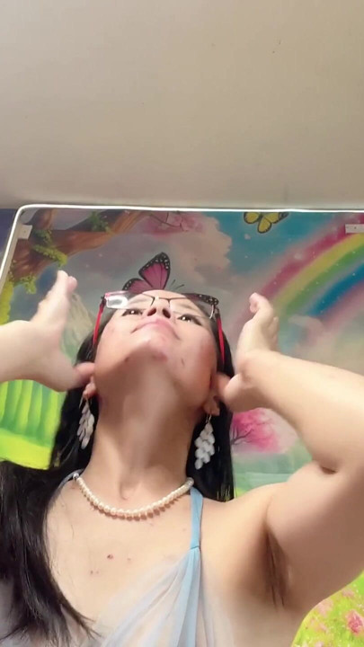 standing shave pussy look cute one | Clip 2
