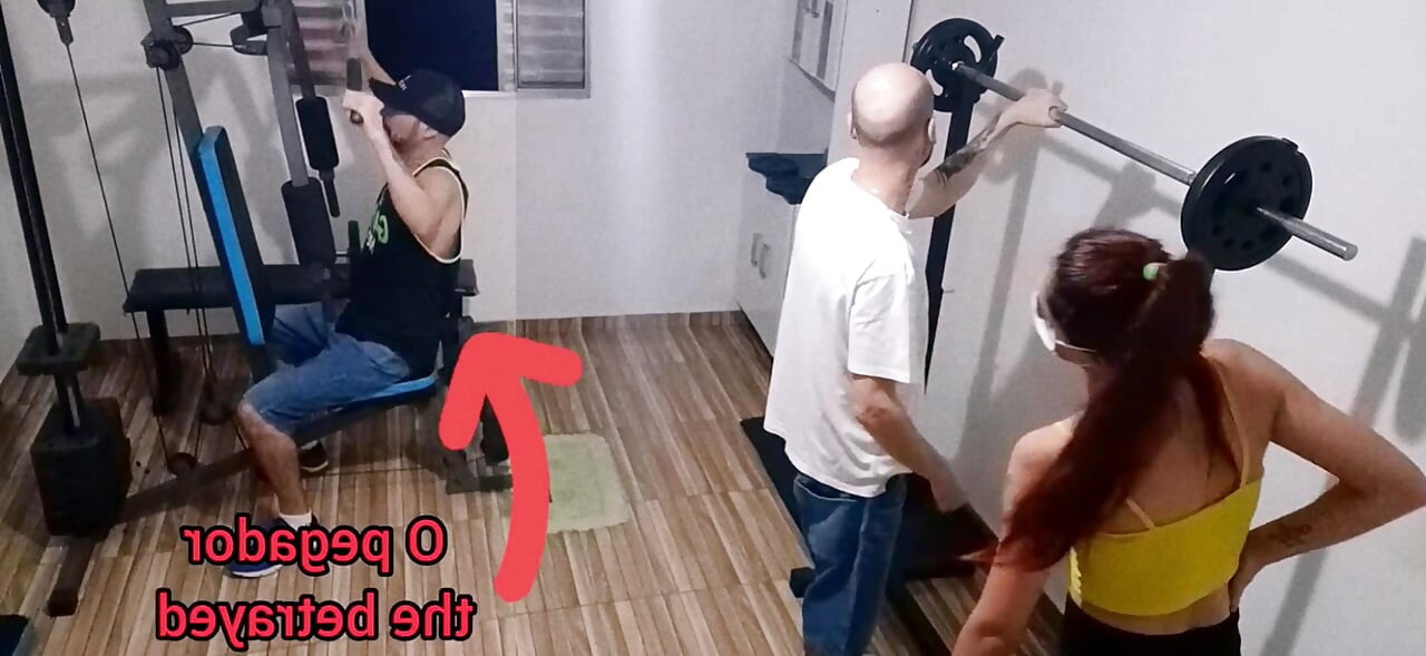 Wife cheating on her husband at the gym behind his back!