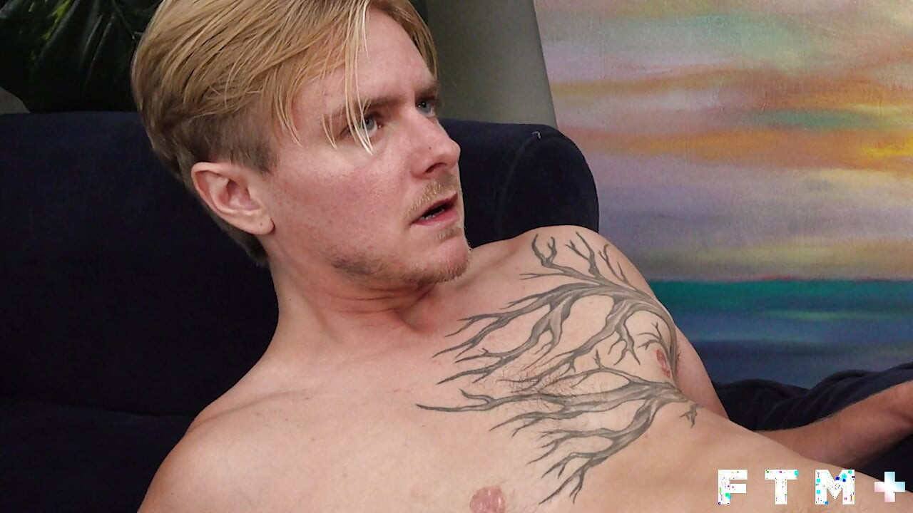 JockPussy - Eddie Patrick fucks his uncut cock balls deep into trans hottie