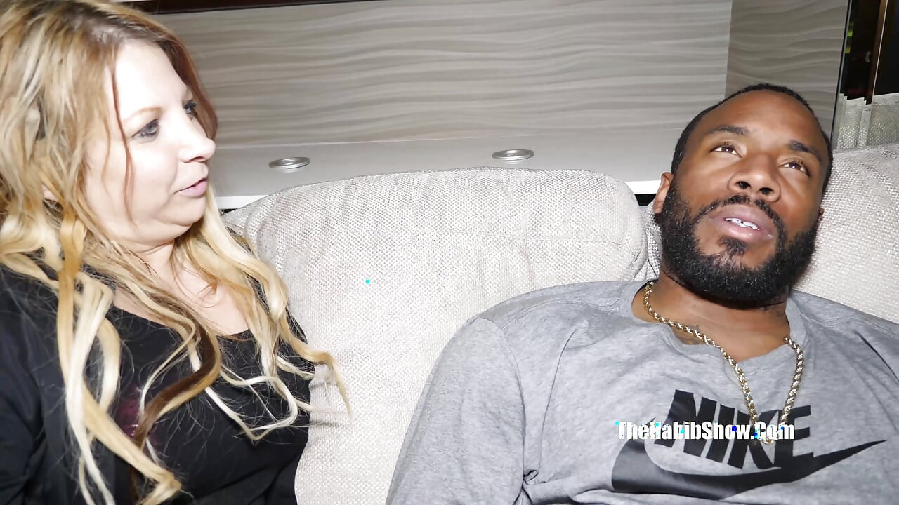 Full Vid BBC Jovan Jordan Fucks the Sexy MILF Blonde Stub Arielle