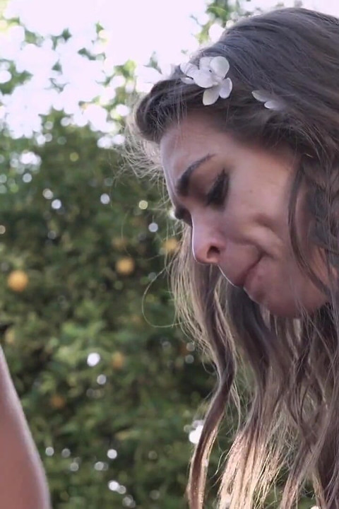 Abella Danger, Keisha Grey, Riley Reid ve Dani Daniels ile çarpıcı lezbiyen grup seks partisi