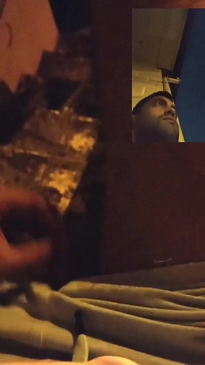 在户外撸管, 我已经很久没做过了, 我很紧张