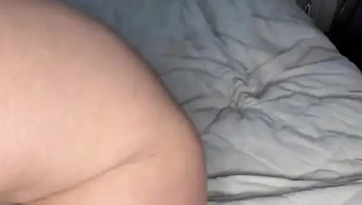 Ngentot mainan seks favoritku