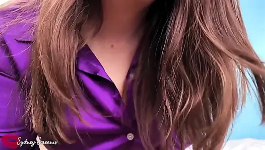 Ciuman pengen stres & duduk di muka