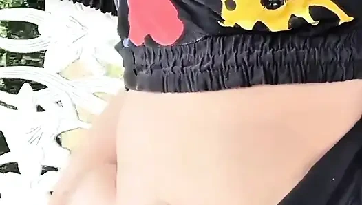 Aktris bokep yulieth gomez pamer memeknya yang nikmat