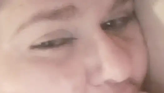 Не прекращай сосать!