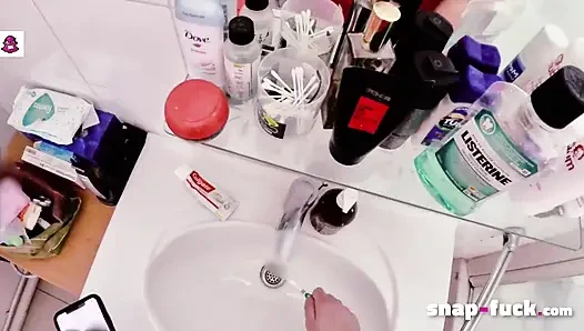 46 минут горячих тройничок из Франции