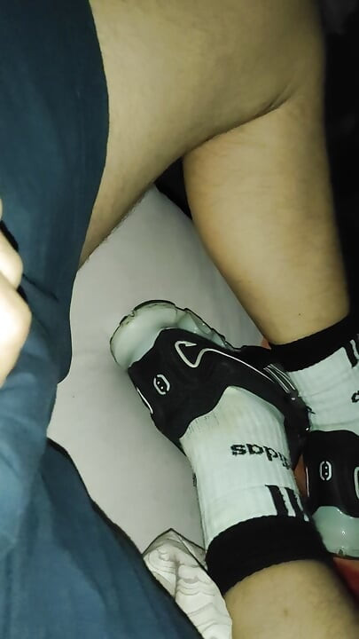 Dirtyjunkbro Playing, Dirty, Smelly Socks, Piss and Drink
