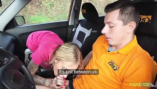 Fake Driving College - Daisy Lee доказывает, что уроки минета - больше веселья, чем вождения