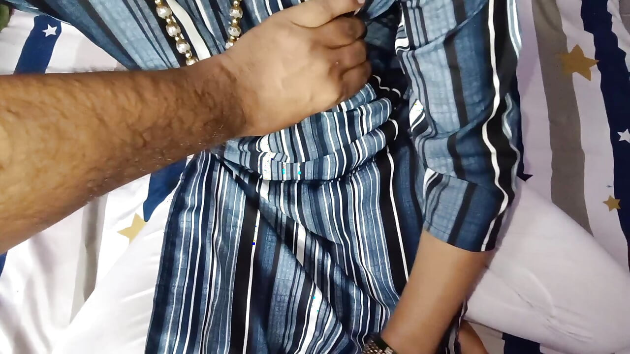 Desi seoska djevojka ima odličan seks sa svojim šogorom