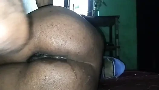 Kerala Mallu Chettan seducing and fuck his aniyathi while parents are not at home