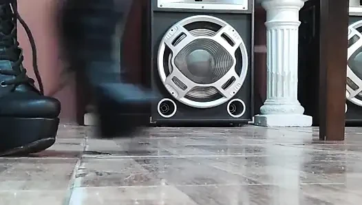 Heels Worship