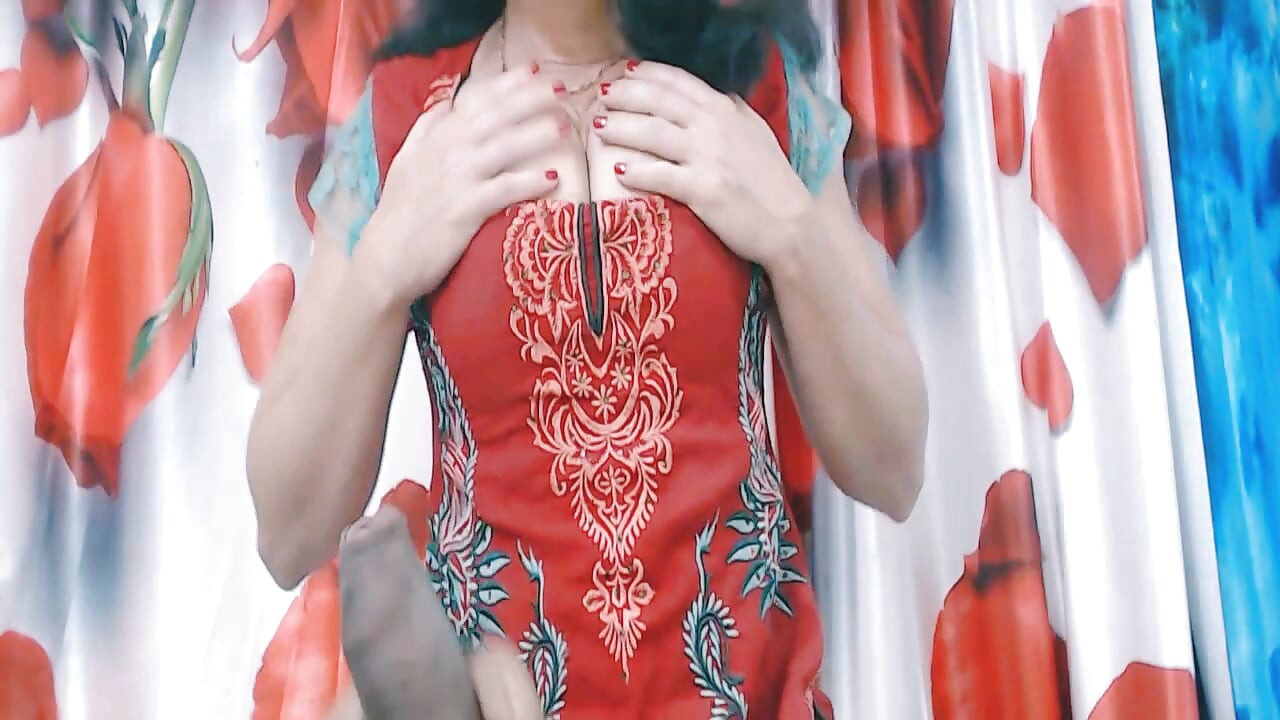 흑인 대물 자지와 섹스하는 새엄마