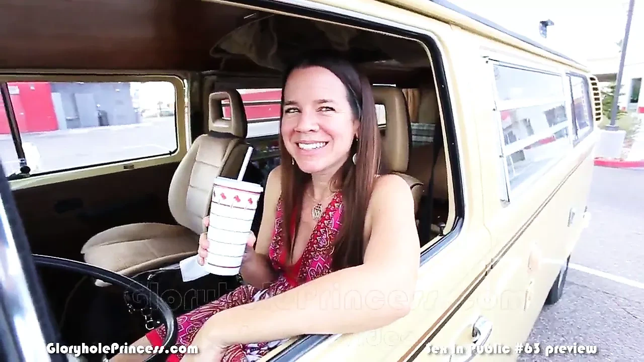 在公共场合做爱 #63 快餐车直通车暨颜射