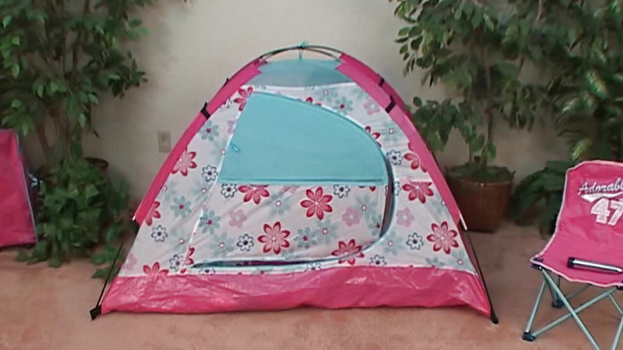 Naughty Big Breasted Girl Shoves Dildo in Herself