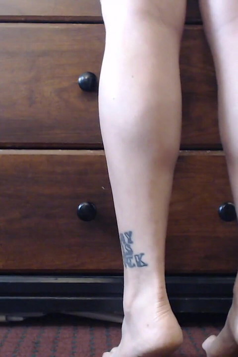 Barefoot Tip Toe Calves