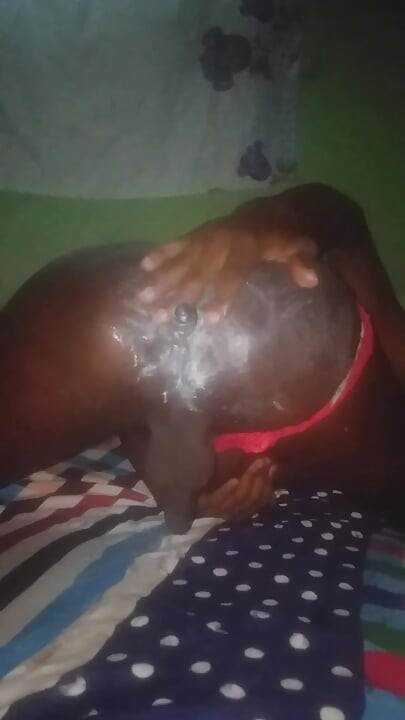 He cum all over my asshole.