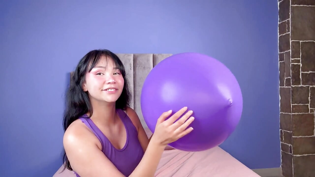 My Ass Vs Giant Ballon