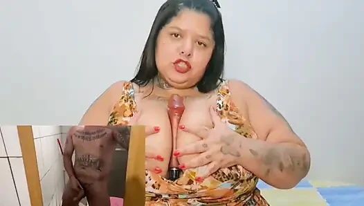 Aku dientot sama cowok nakalku di panggilan video