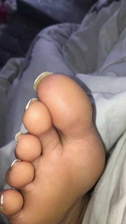 Sexy long toenails