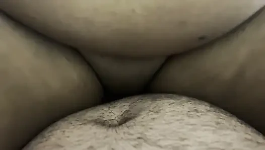 Istri India pengen ngentot pagi-pagi dia selalu bebek dan nyepong kontol