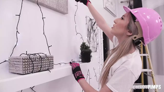 Petite Blonde Decorator Sweet Sophia Gets Strung on Big Hard Cock Hardcore
