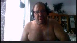 Espanhol perfeito urso masturbando na webcam