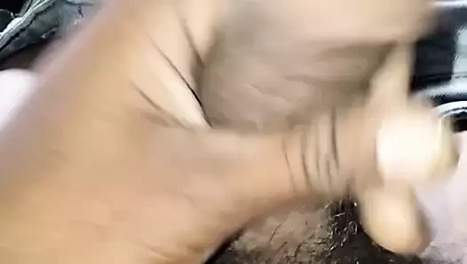 Kisi Ladki Ko berkongkek Wana Hy untuk memanggil Kare