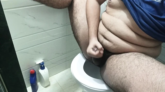 Liquid spilled in the bathtub
