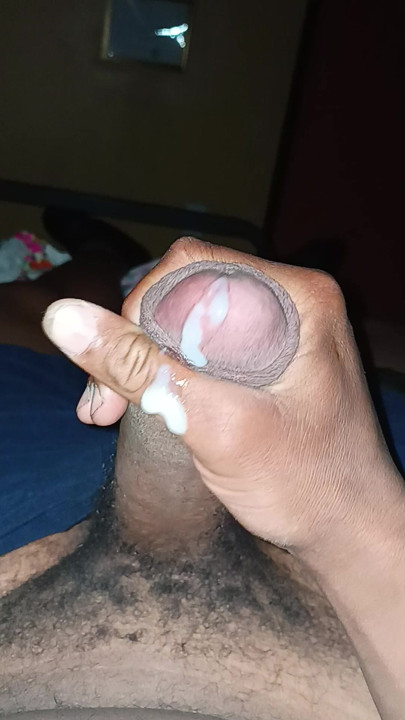 Watch me nut really good on camera