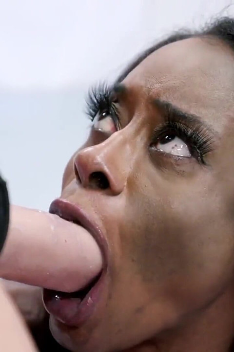 Cheyenne Jewel vs Kelli provocatoare de lupte feminine