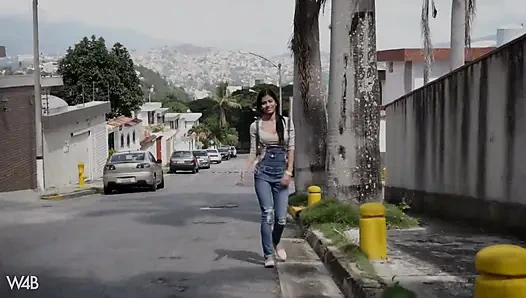 Gorgeous Denisse Gomez