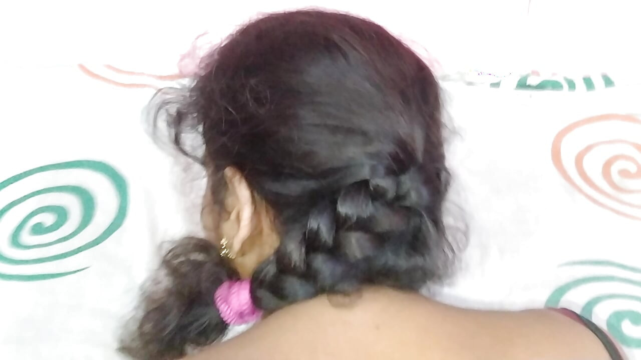 Schöne indische mädchen