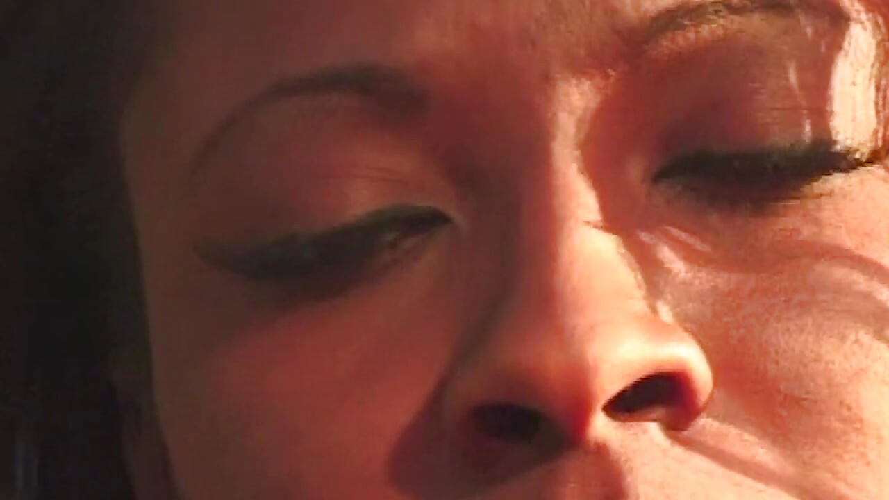 College Geständnisse: Wilder Outdoor-Blowjob