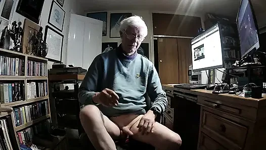 Bir Hayran Için Spontane Striptiz Ve Boşalma