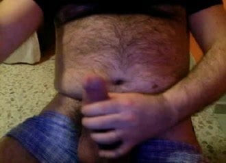 ITALIAN THICK BEAR JACKS OFF