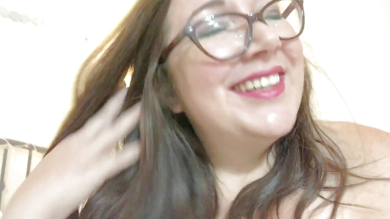 Shrunken and masturbating on your stepmom