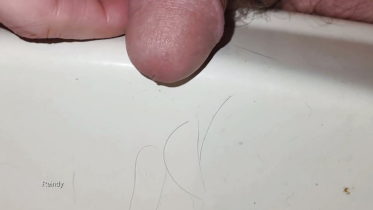 I Love It When You Watch Me Take a Piss
