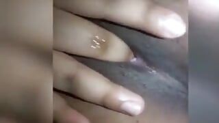 Hot fingering pussy juice