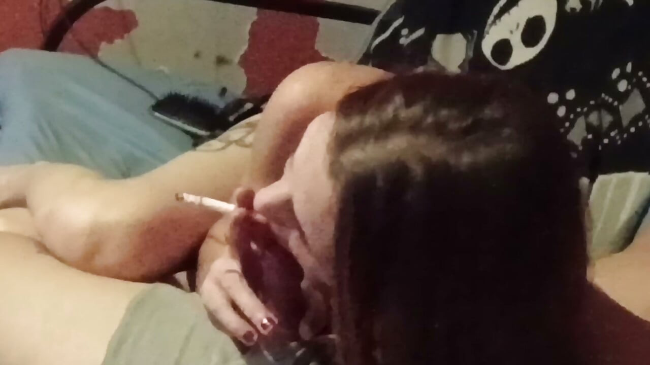 Homemade Married lovers stroking an jilling each other off