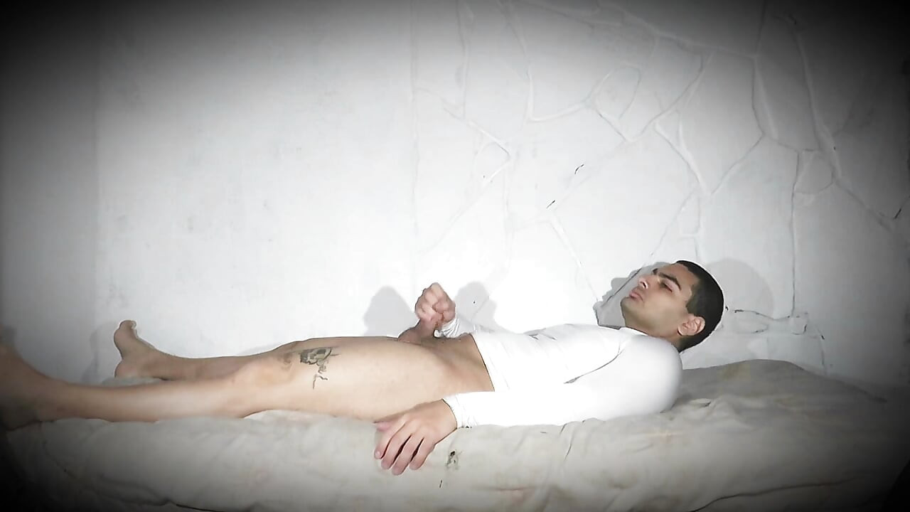 - Masturbation Rubbing Dick - Cristopher Rebellato Alexis - GuitarJob - Caballero Sexy N1 -