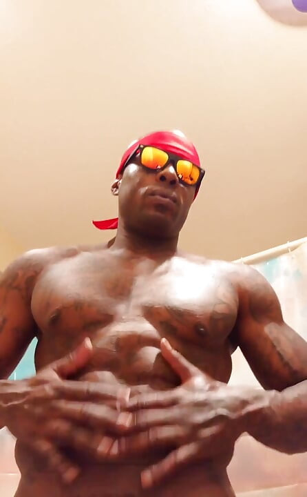 Bokep baru: hallelujah johnson dipuasin sama kontol raksasa pria kulit hitam dengan toket besar hitam hallelujah johnson