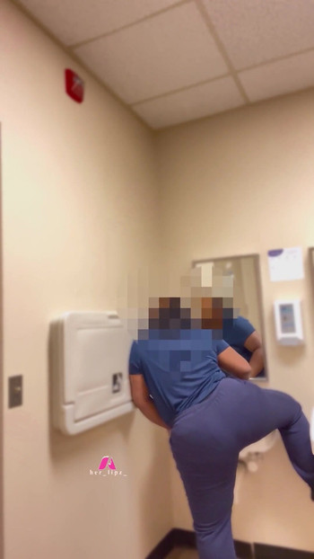 אופס, שכחתי לנעול את הדלת! | קליפ 1