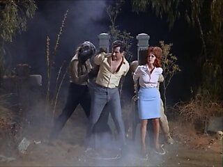 Оргия мертвецов 1965 Зомби-раздевание с черепа девушки-дьявола