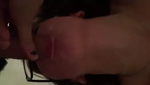 Facial slut